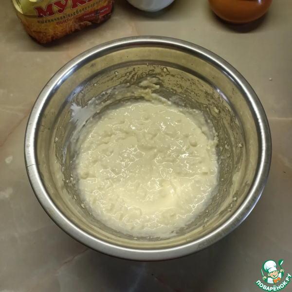 Вишневый пирог в сметанной заливке