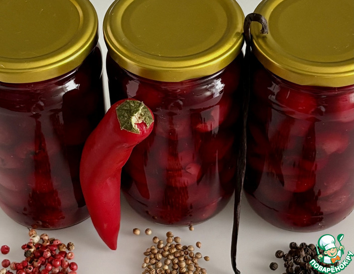 Вишня маринованная с ванилью