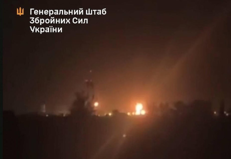 ВСУ нанесли удар по Новошахтинскому НПЗ и складу дронов в Донецке | ВИДЕО
