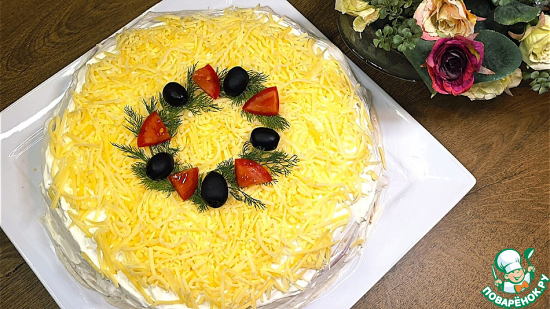 Закусочный торт из лаваша с ветчиной и сыром