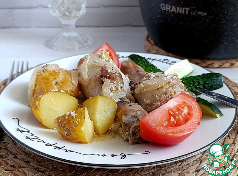 Запеченные голени с молодым картофелем