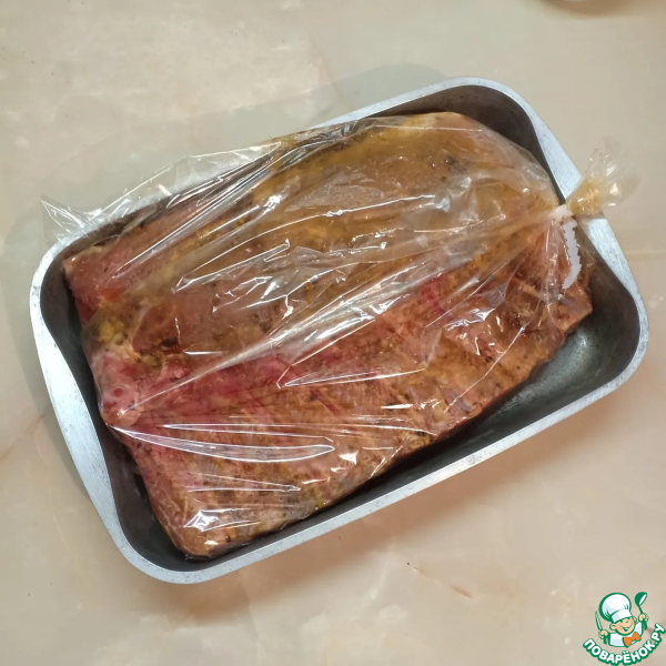 Запеченые свиные ребрышки в соево-винной глазури