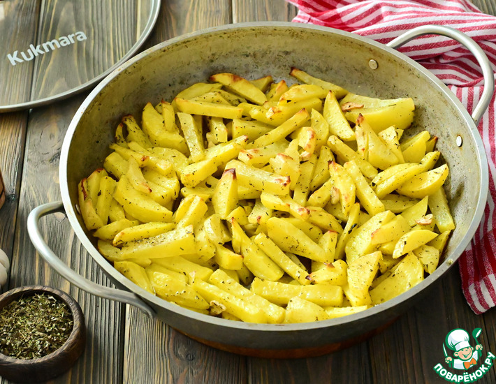 Запечённый картофель с чесноком по-провански