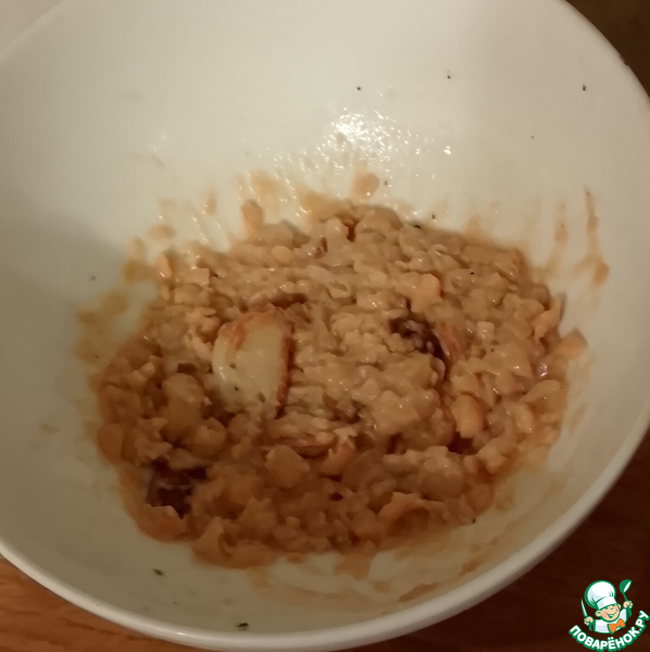 Зелёный лук с жареным чесноком, нутом