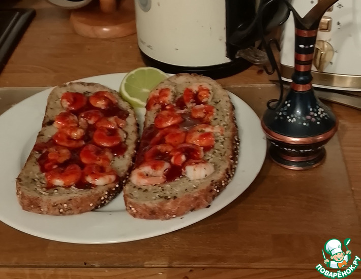 Жареный хлеб с креветками по-корейски